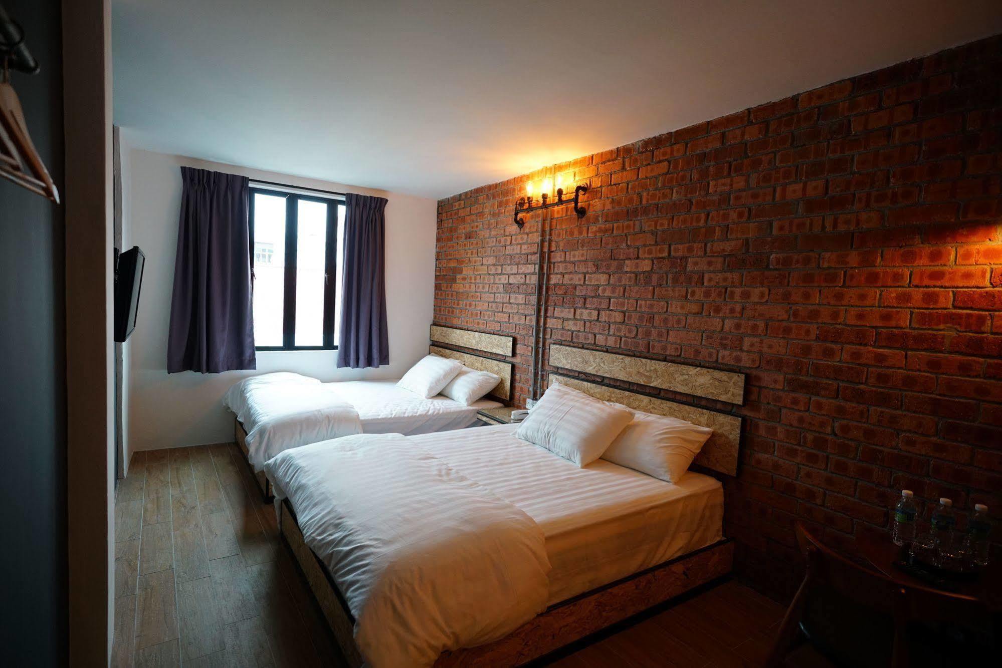 Brick Box Hotel @ Oldtown Ipoh Kültér fotó